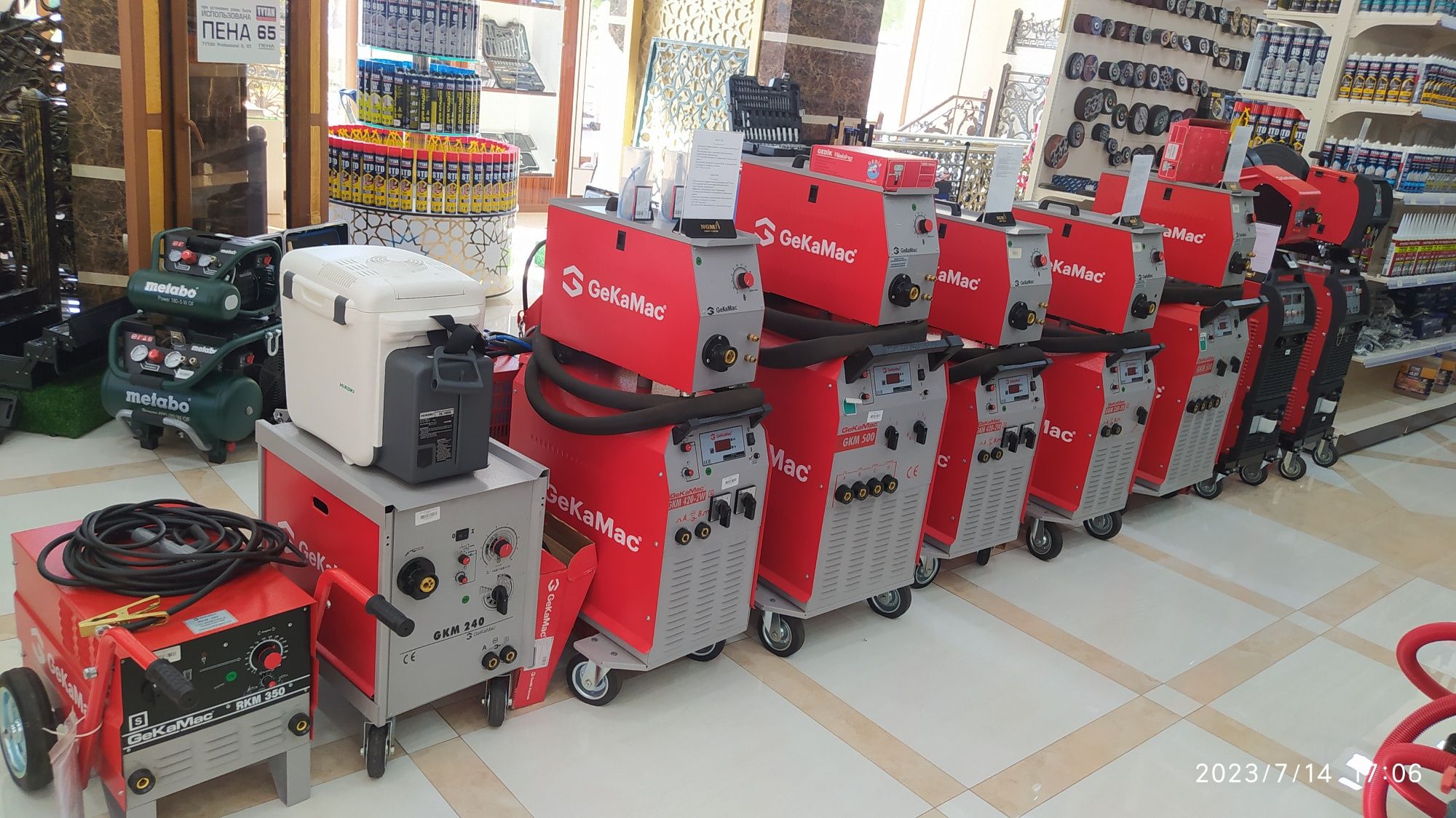 Сварочный аппарат GekaMac TIG - PoWerPlus TIG 200 AC/DC Pulse PFC