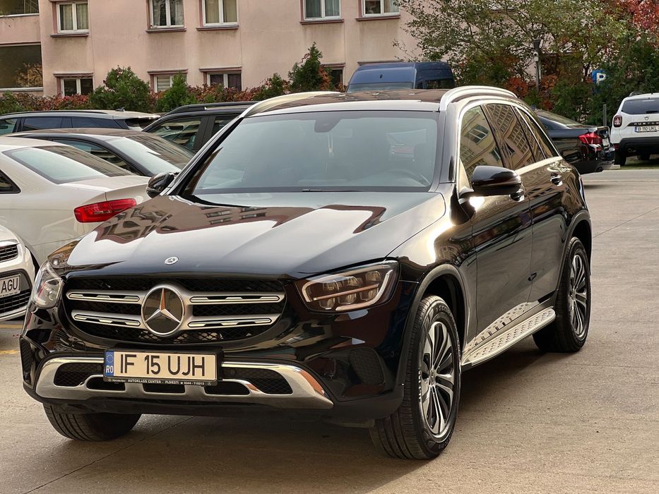 Mercedes-Benz GLC Primul proprietar, carte service, revizii la reprezentanta