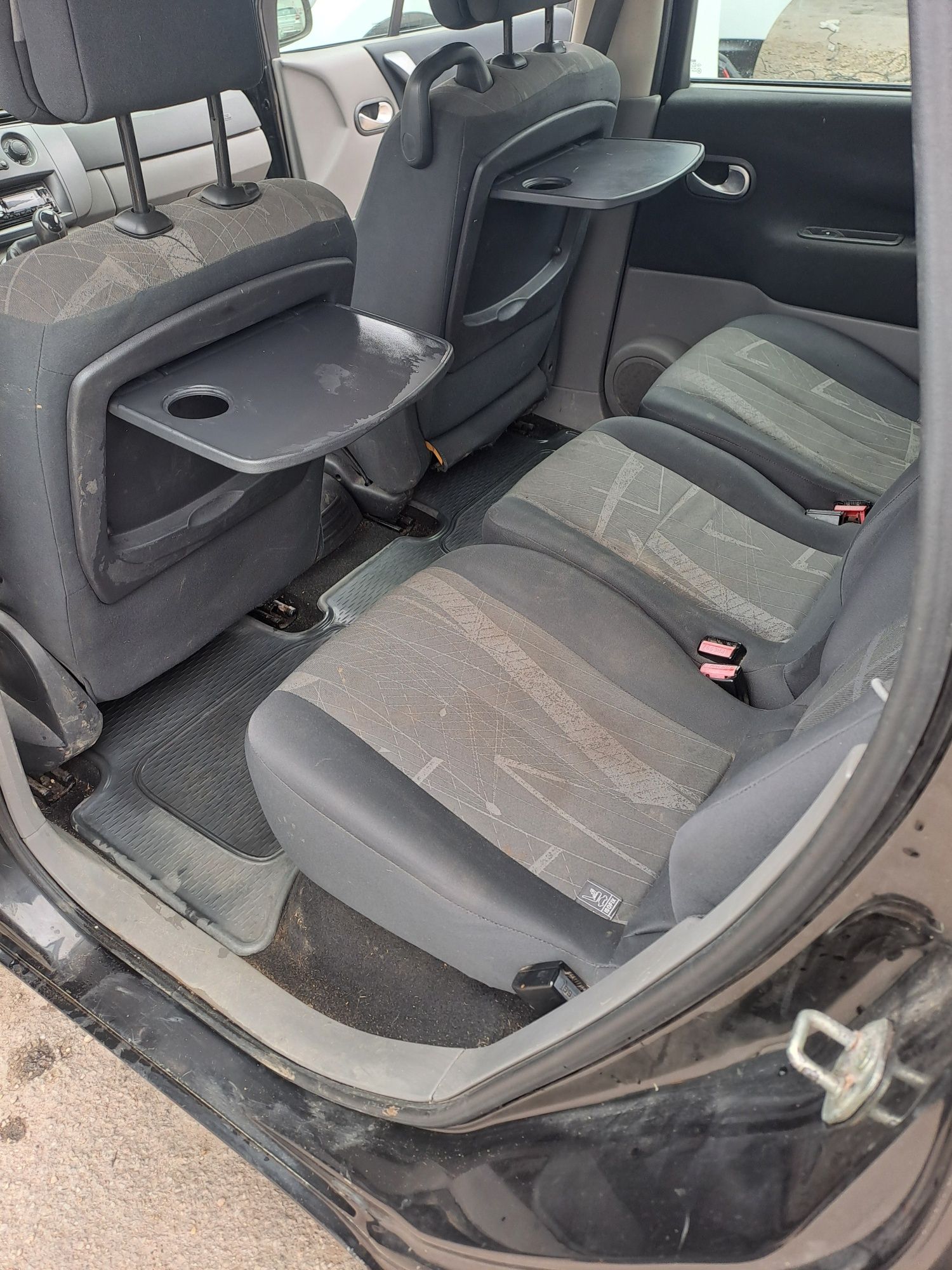 Renault Scenic 1.5 dci 101 cp