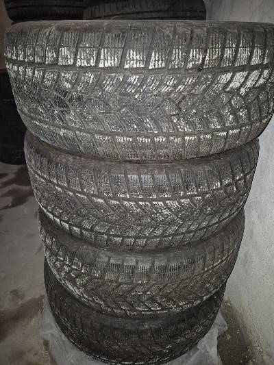 Зимни гуми Good Year