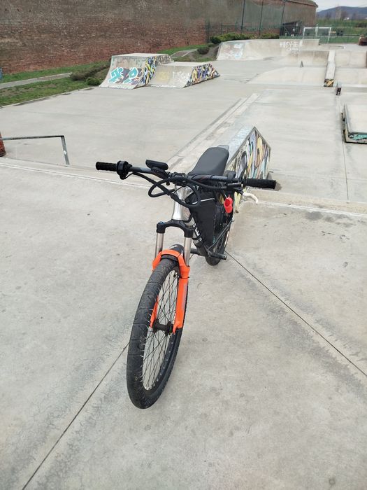 Vând urgent!e bike tip surron