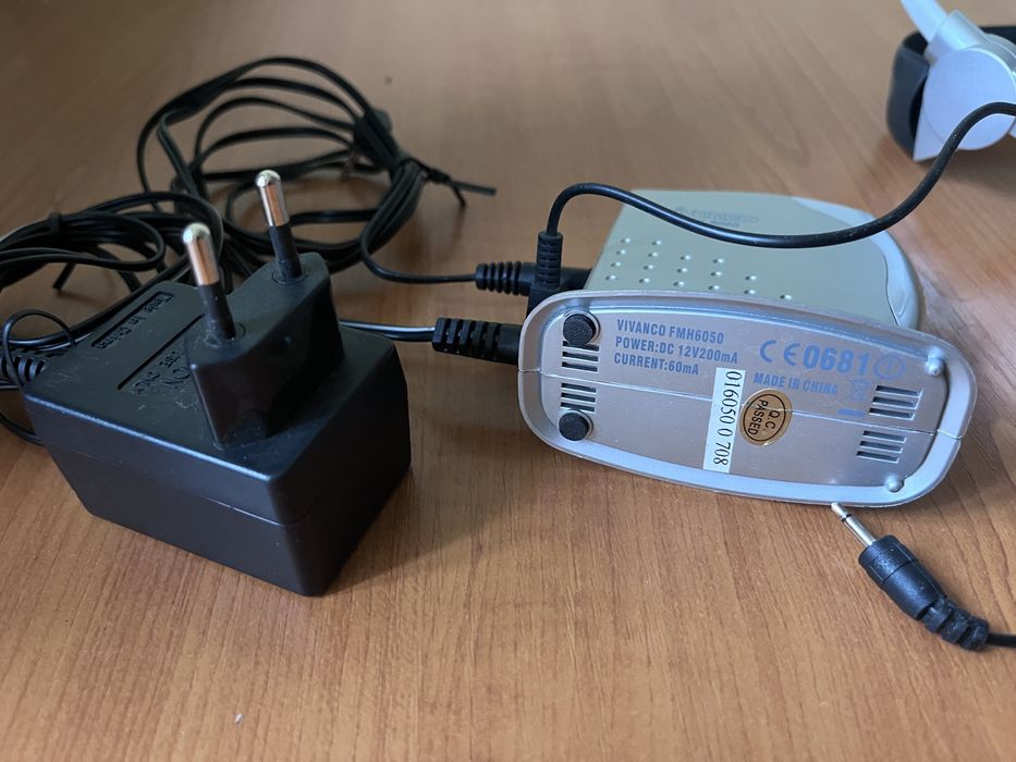 Casti wireless cu baterii reincarcabile