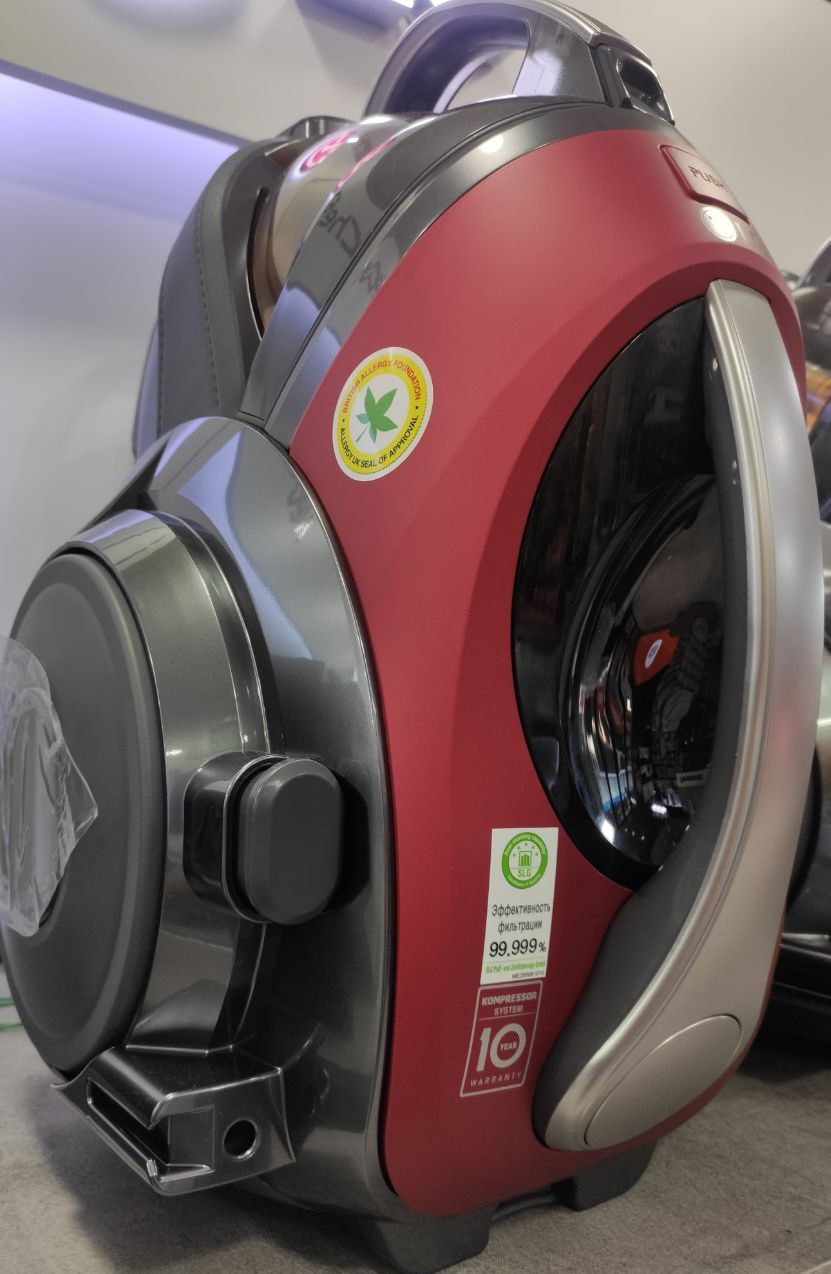Пылесос LG Compressor Turbo Cyclone System Model: VC83209UHA (2000Вт)