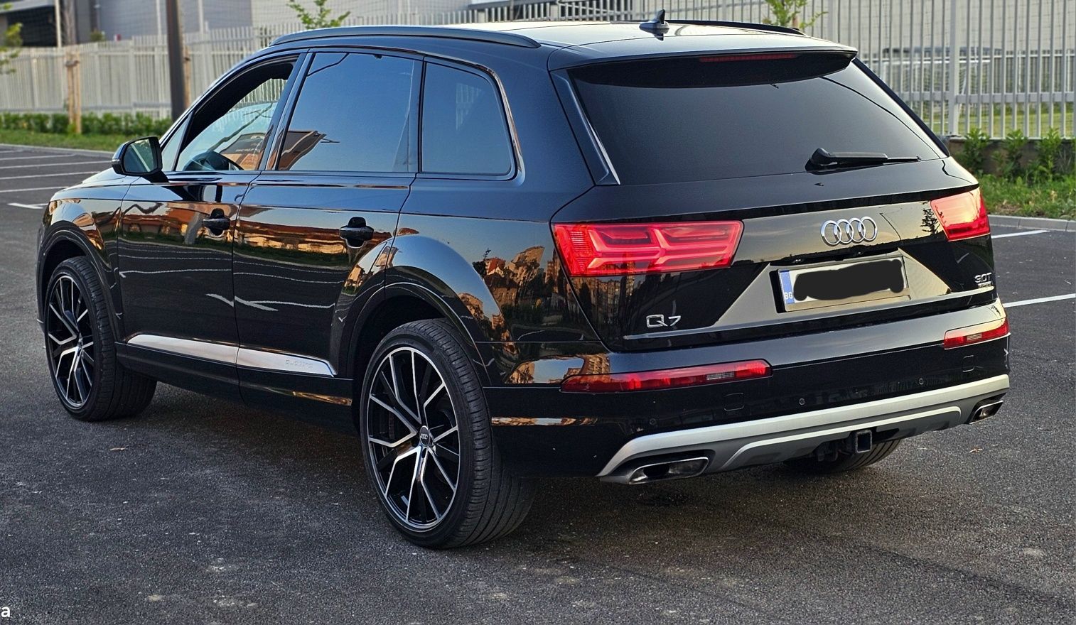 Продавам Audi Q7 Sline 3.0tfsi