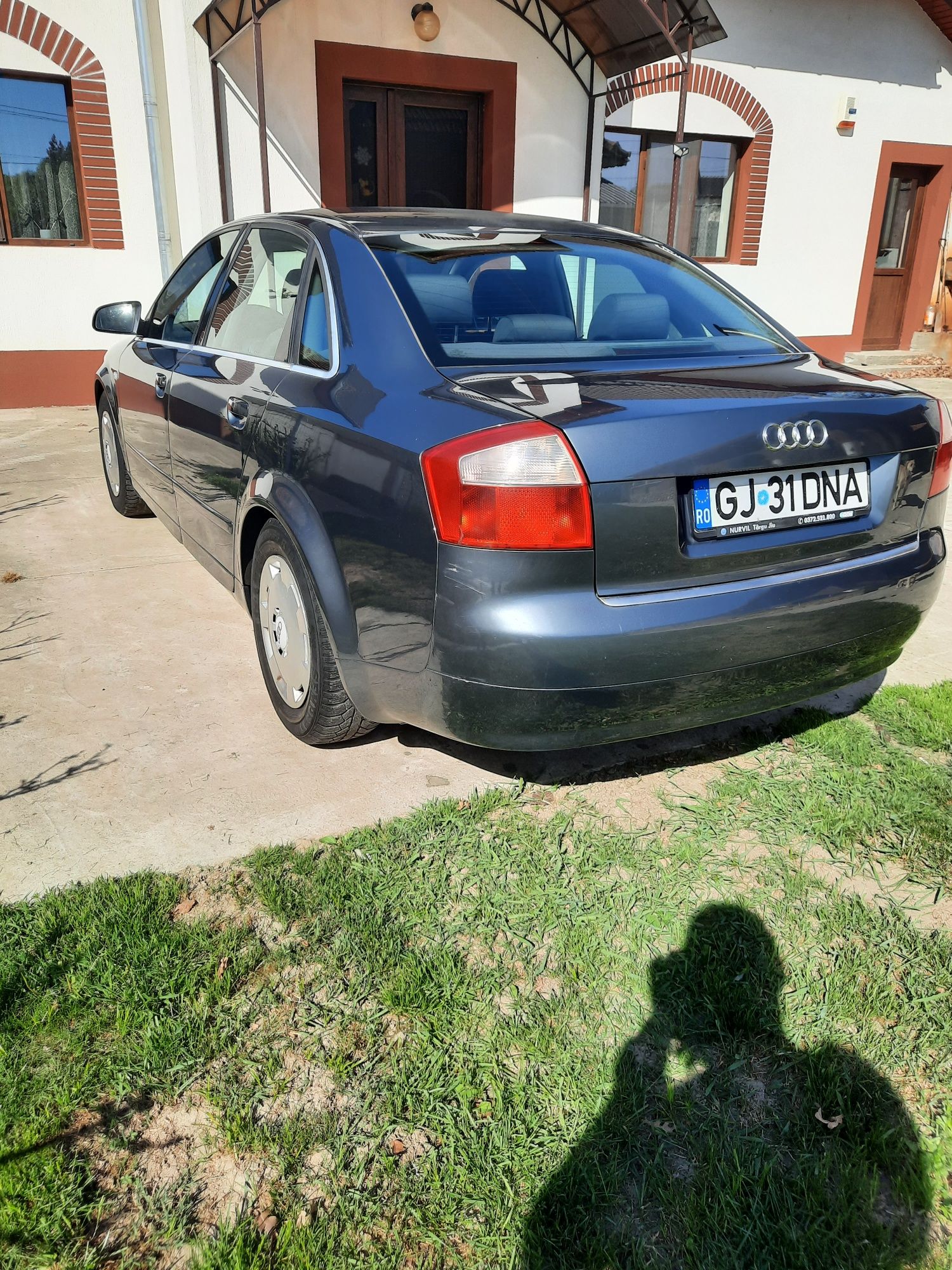 Vând Audi a4 an fabricație 2004