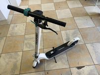 Trotineta electrica Blaupunkt ESC808EDITION, viteza max. 25 km/h -A-