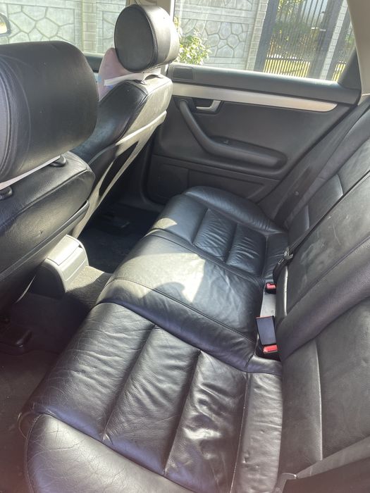Vand sau schimb audi a4b7