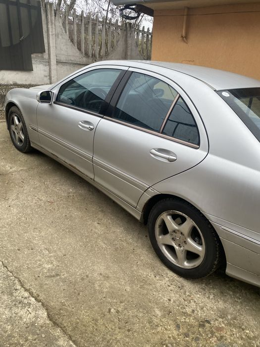 Vand Mercedes C-class180
