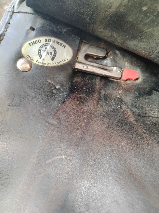 Седло за езда / кон Sommer Somero Arato Hunt/Jump SADDLE DEEP Seat