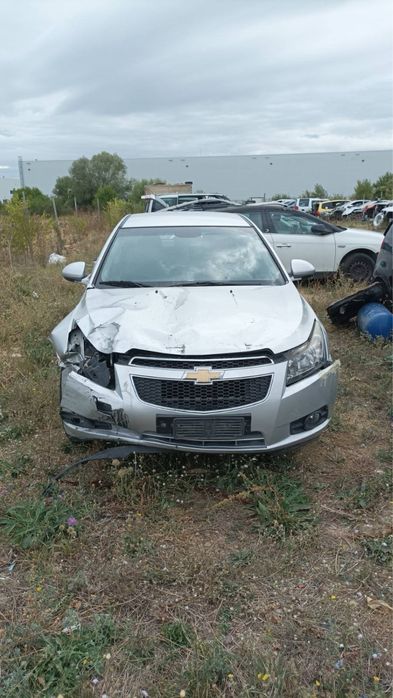 chevrolet cruze на части