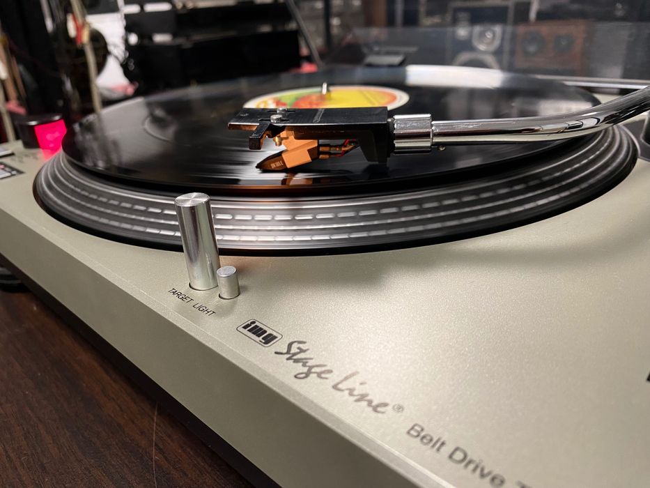 Почти нов грамофон Stage Line