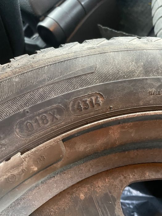 Jante de tabla BMW 5x120 R16 cu cauciucuri de iarna uzate Michelin