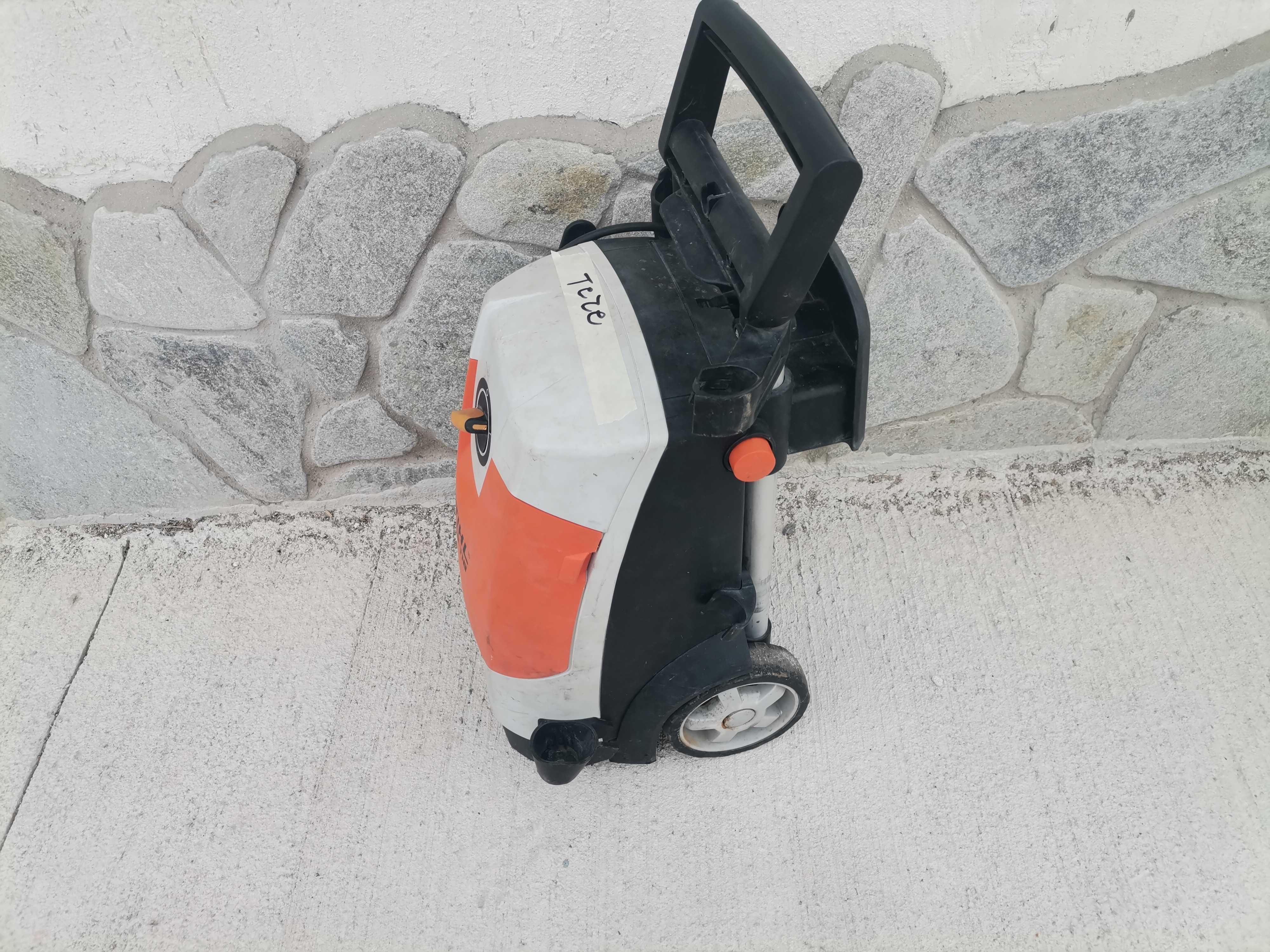 Водоструйка STIHL RE 118