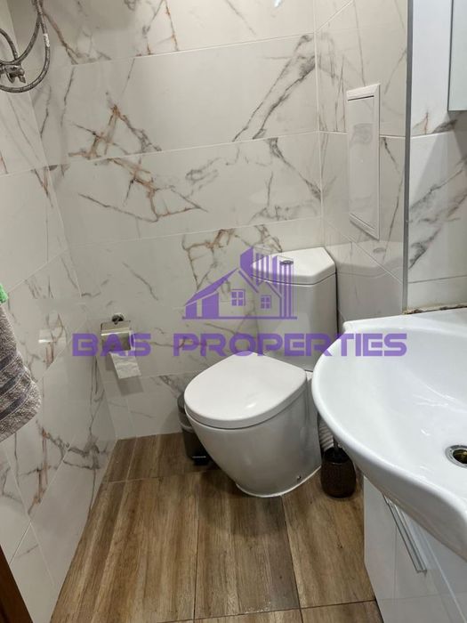Продава се Тристаен апартамент в София, Изток - 70 кв.м за 3500 €/кв.м - Снимка #10