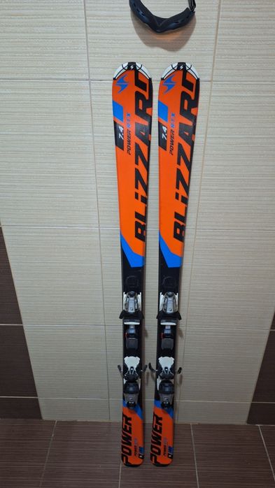Schiuri 160cm Blizzard rtx -clapari ski/set