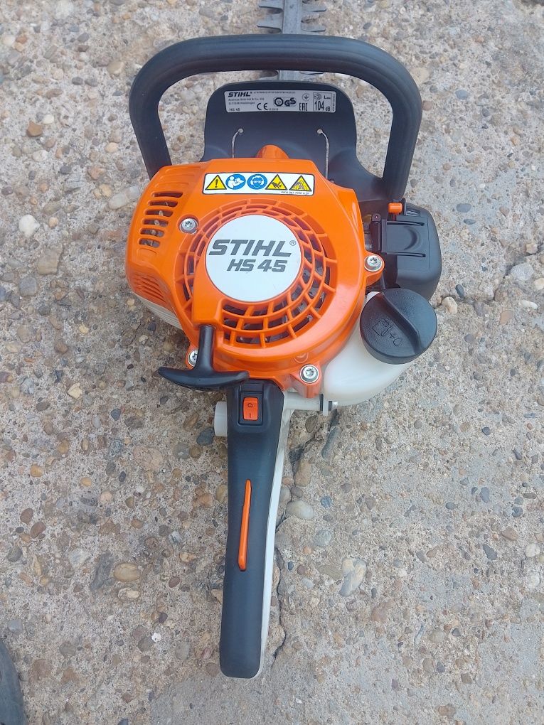 Бензинов храсторез Stihl HS45