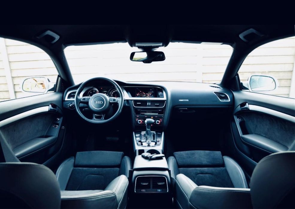 Audi A5 Coupe - Anul 2016 -  2.0