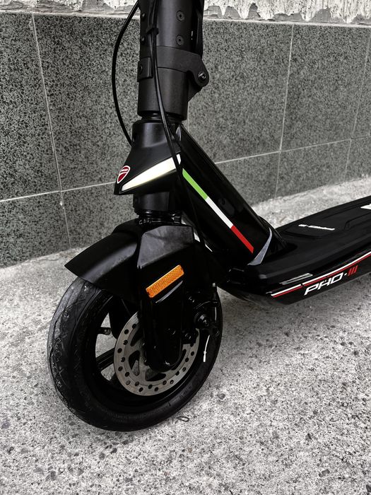 Електрическа тротинетка Ducati Pro 3