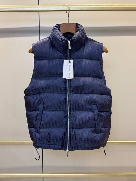 Dior безрукавка синего цвета в наличии!