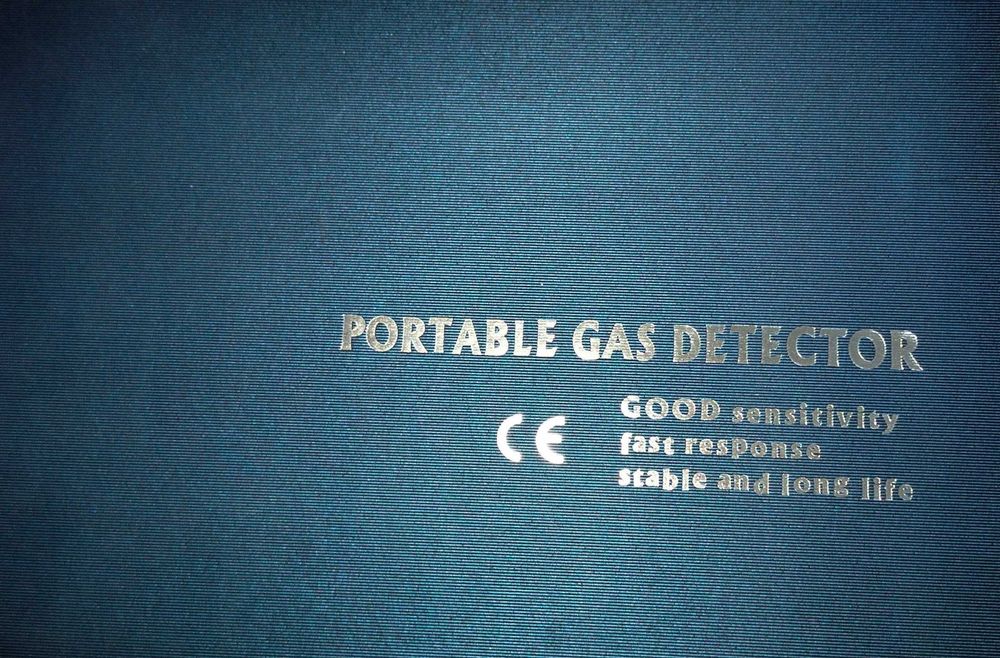 Портативный детектор утечки газа со светодиодной и ЖК-индикацией JL269