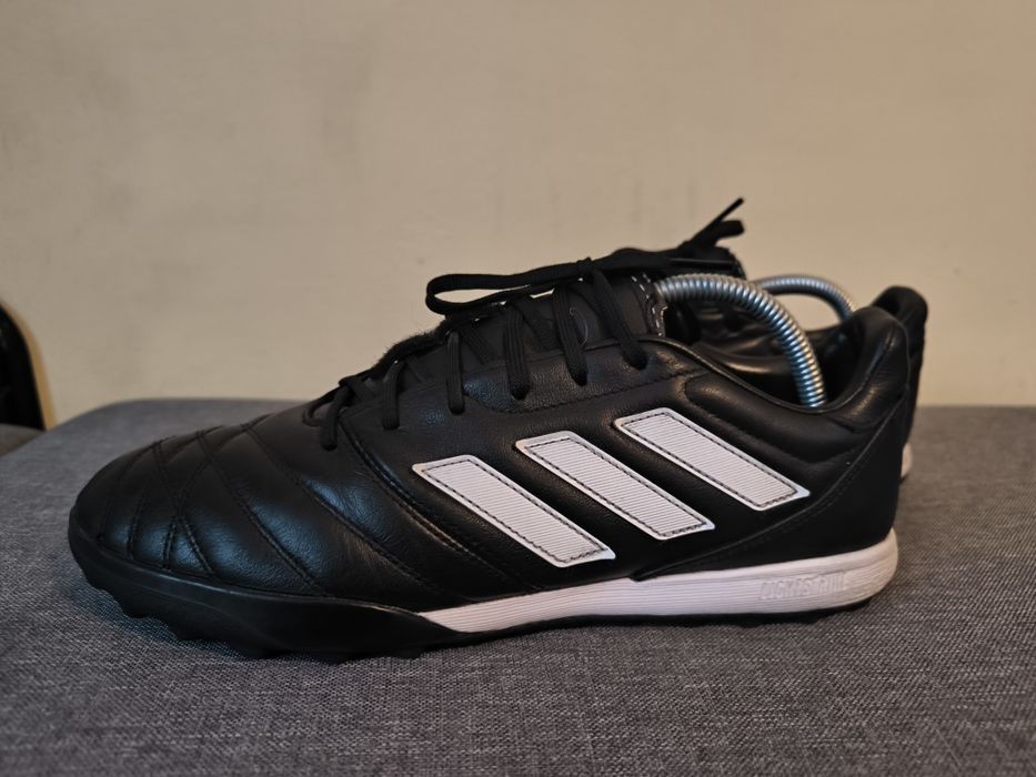 Adidasi fotbal Adidas Copa Gloro