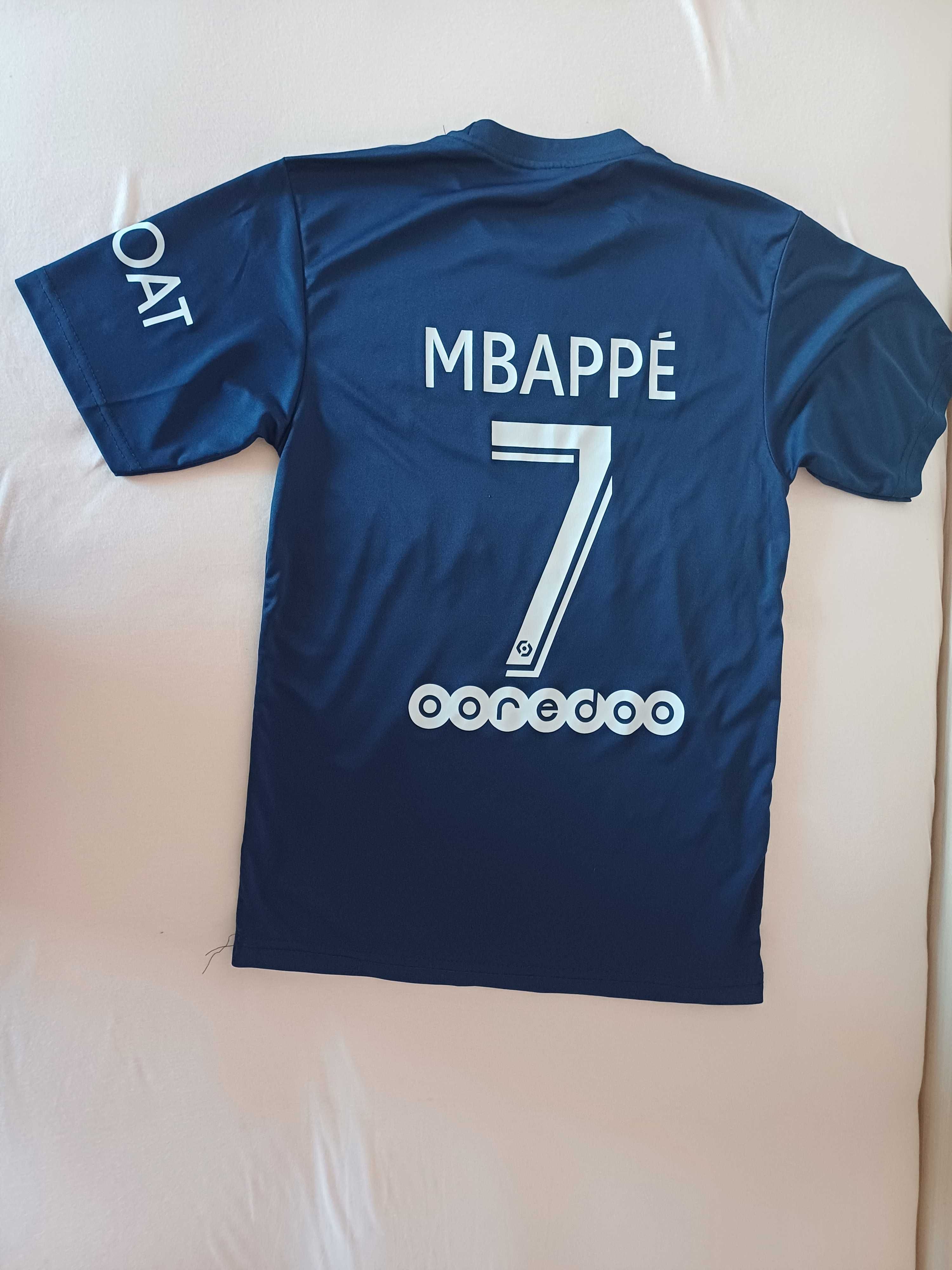 PSG 22/23 home kit Mbappe 7