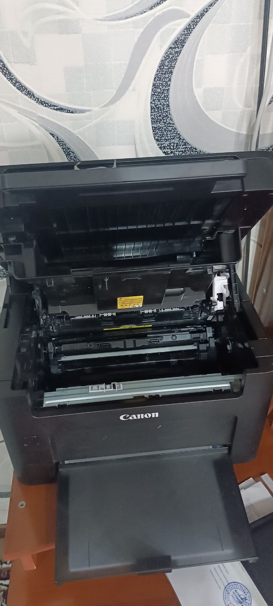 Printer  Canon MF112 sotiladi