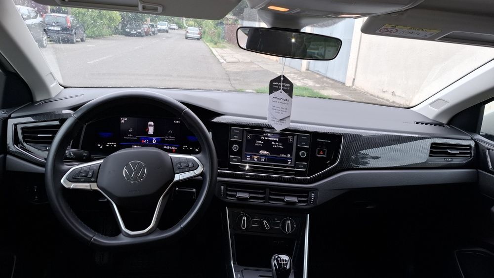 Volkswagen Polo – 1.0 TSI, 95 CP, 30.000 km