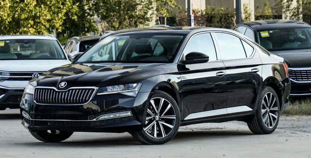 Skoda Superb Premium Edition/Piele/Trapa/ACC/Digital/Led/Grantie/TVA Deductibil