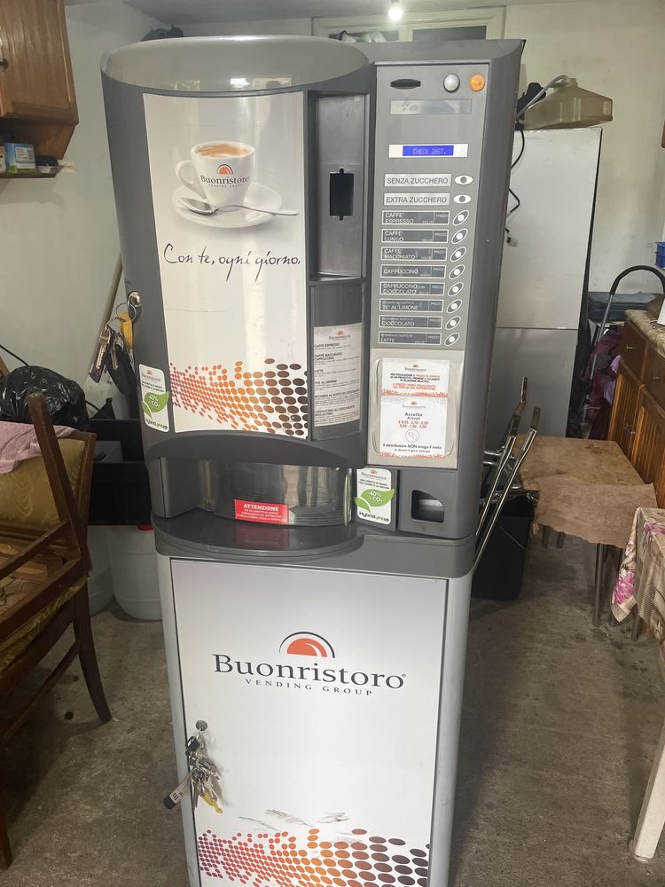 Automat cafea necta  brio 250 ( vending )