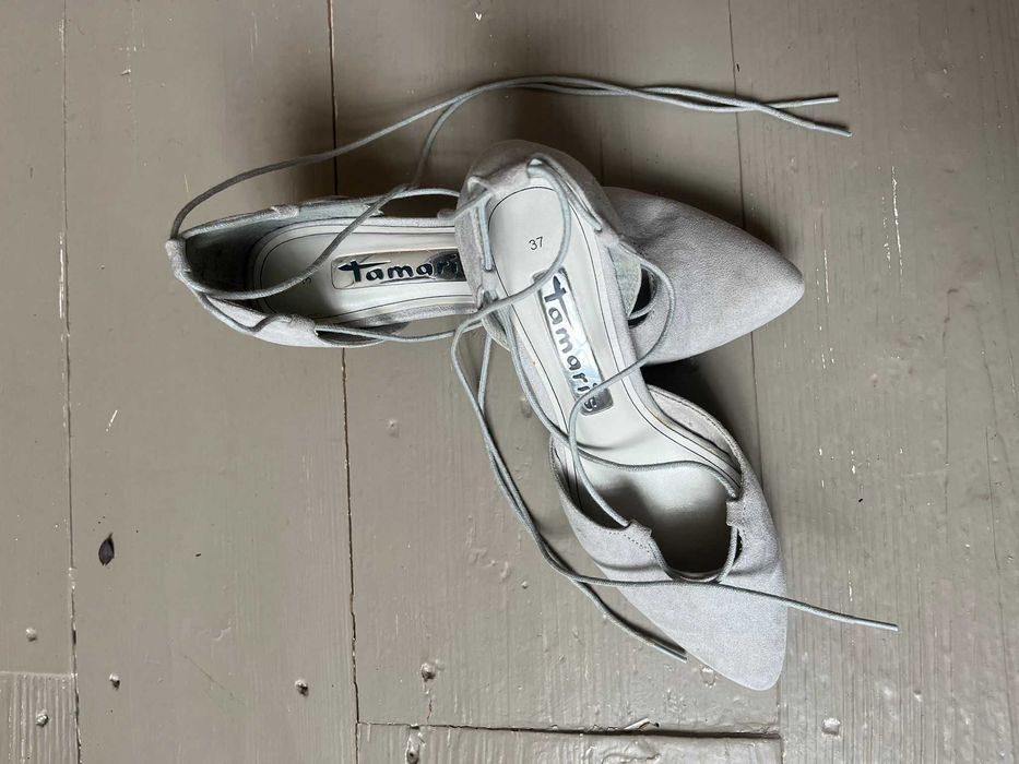 Pantofi Tamaris gri