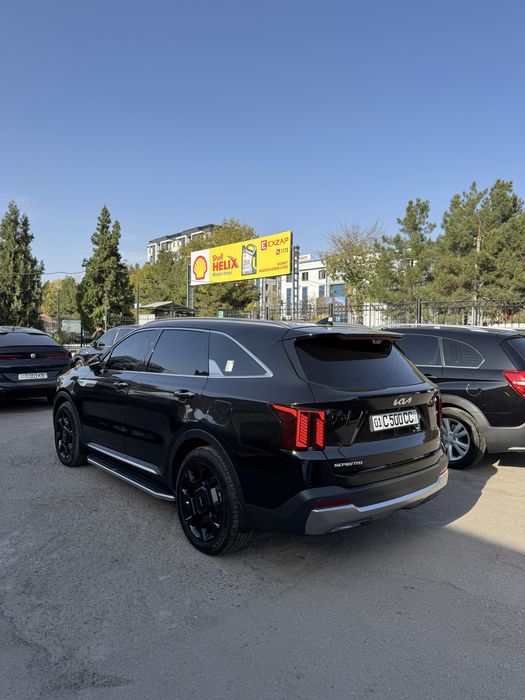 Kia sorento sotiladi 2024 yil kirasksi toza holati idyal murojat uchun