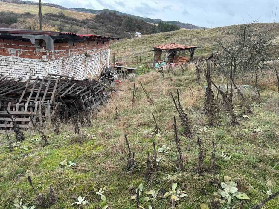 Продава КЪЩА област София, гр. Божурище с. Росоман