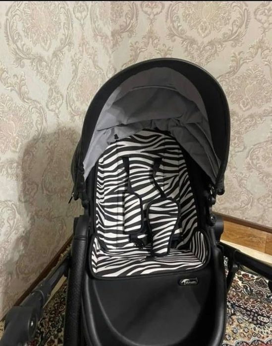 Коляска детская фирмы Tecnum оригинал