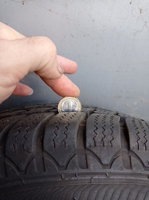 Джанти с гуми за Рено трафик,Опел виваро,нисан