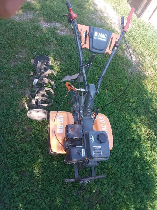 De vânzare moto sapă