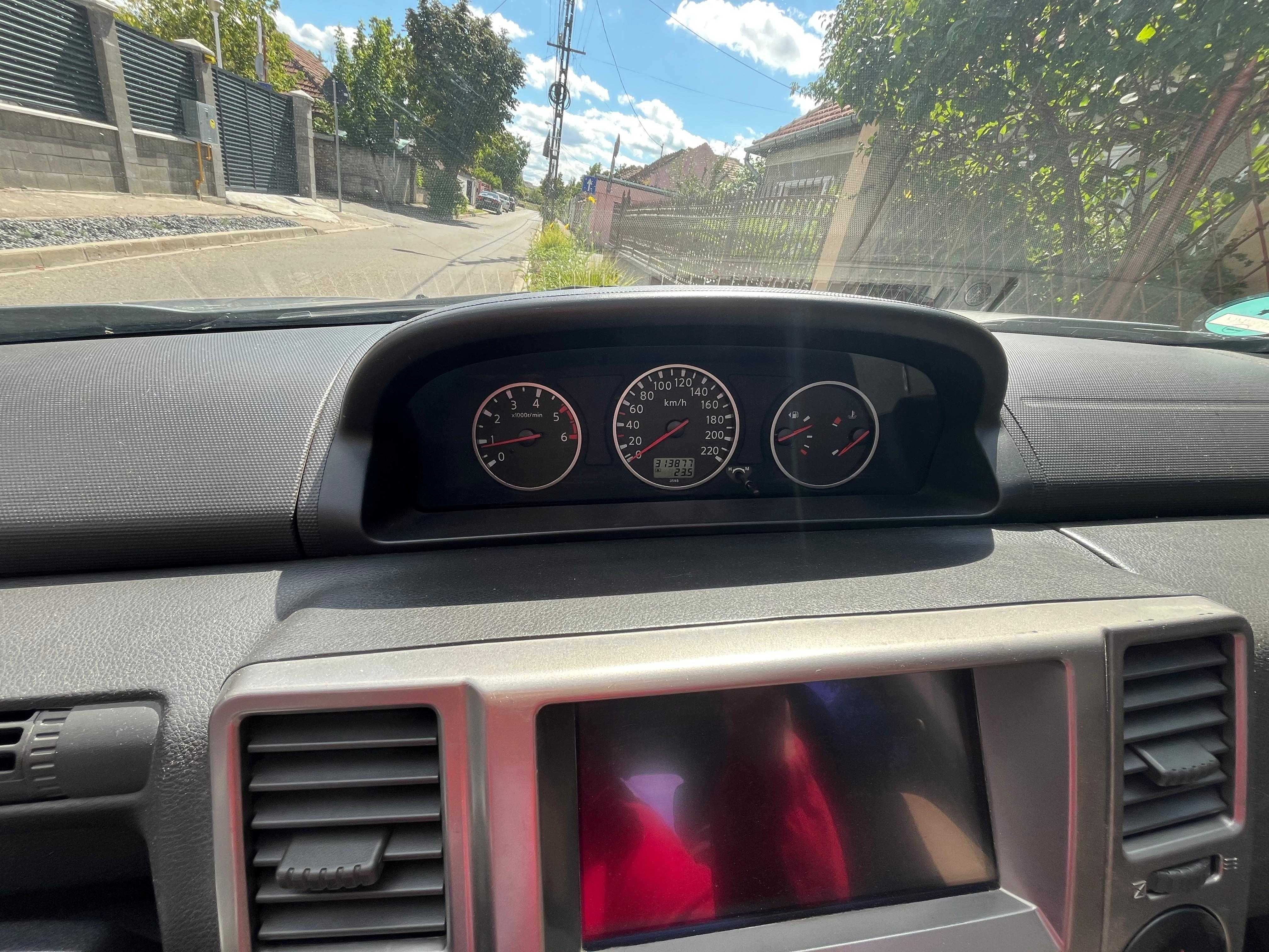Nissan X-Trail T30