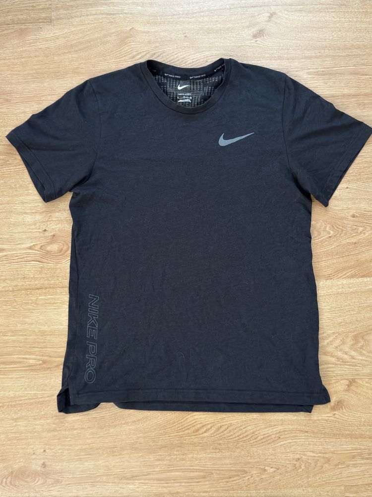 Маркови тениски Hugo Boss, Nike tee