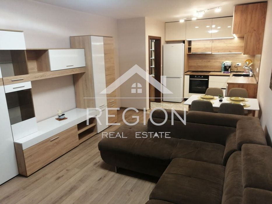 Дава се под наем Двустаен апартамент в Варна, Възраждане 1 - 72 кв.м за 612 € - Снимка #1