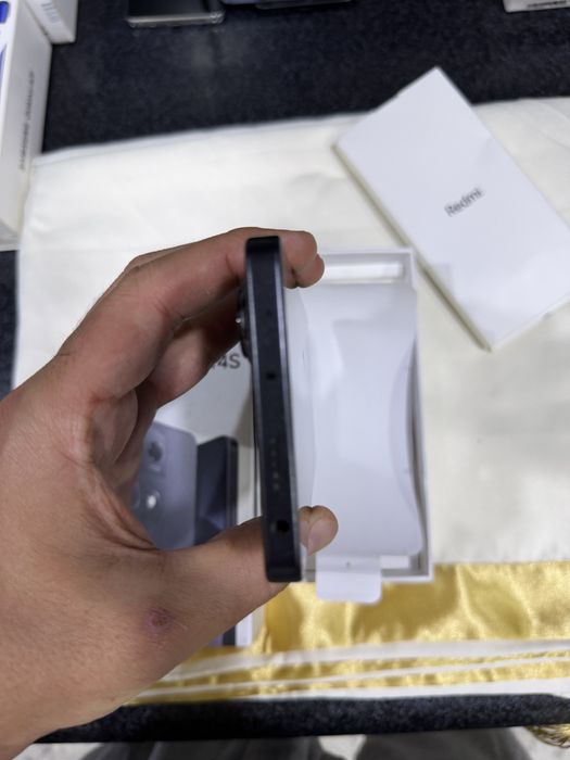 redmi not 14s pamit 8.256g holati ideal karopka dak bor