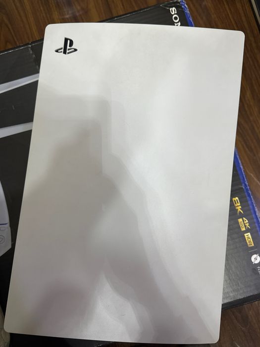 Playstation 5 Digital version ( срочно продается )