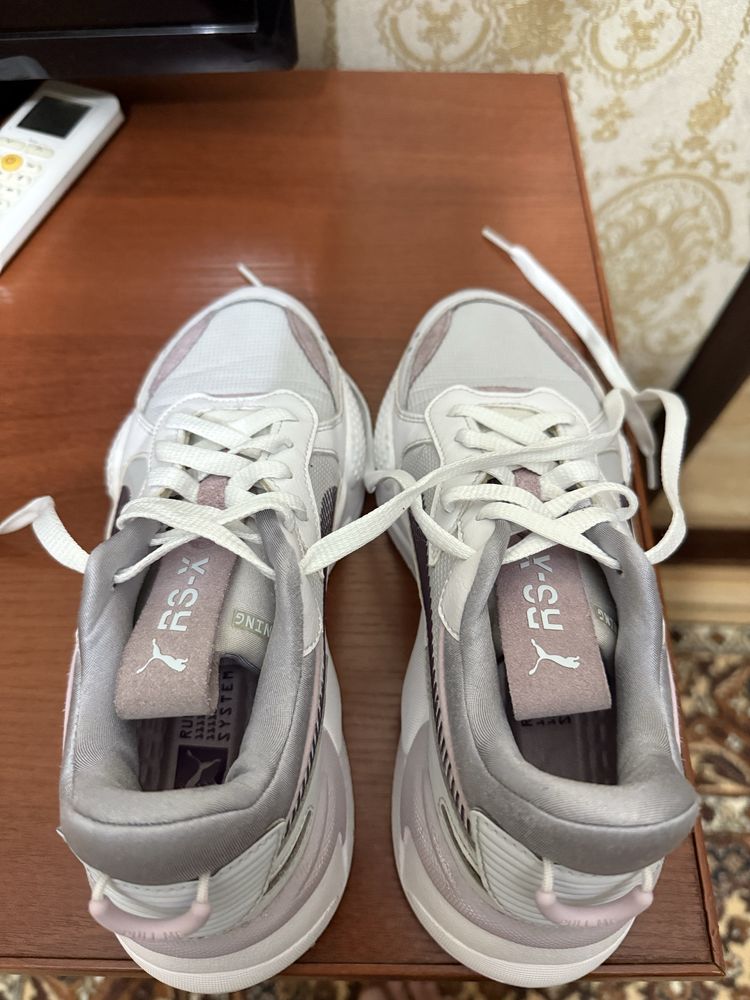 Кроссовки PUMA размер 36 37