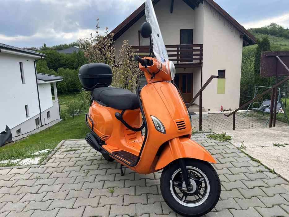 Scuter Razzo (vespa,yamaha,riva)