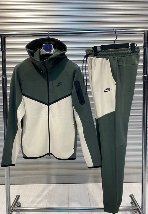 Nike tech fleece различни цветове