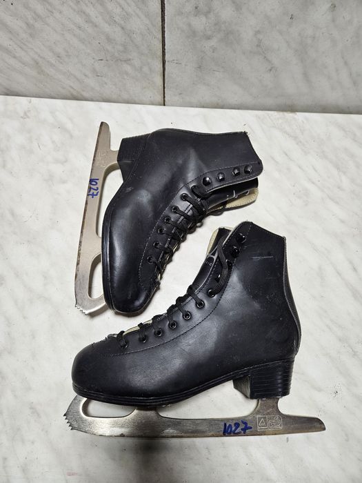 Patine 1027 gheata patinaj artistic  American marime  38 (  25 cm)