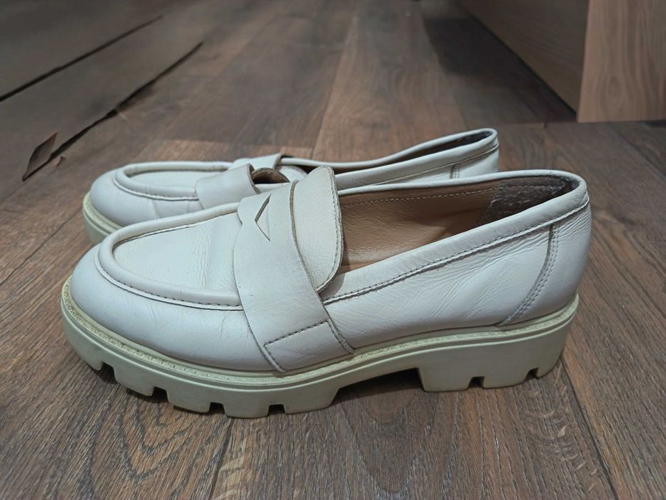 Лоферы кожа Badura 37р