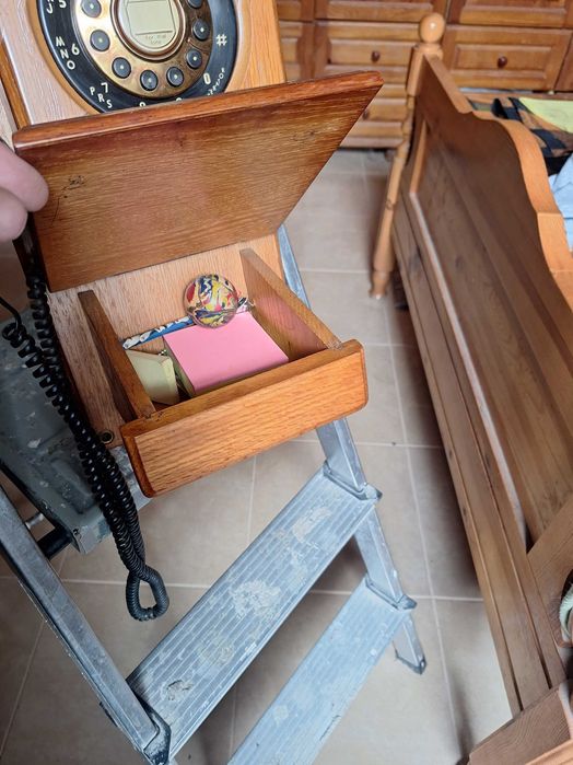 Стационарен телефон