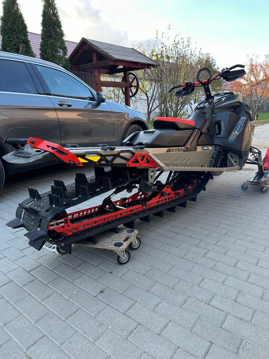 Snowmobil Ski Doo Summit X TURBO 850 E-TEC SHOT 2022