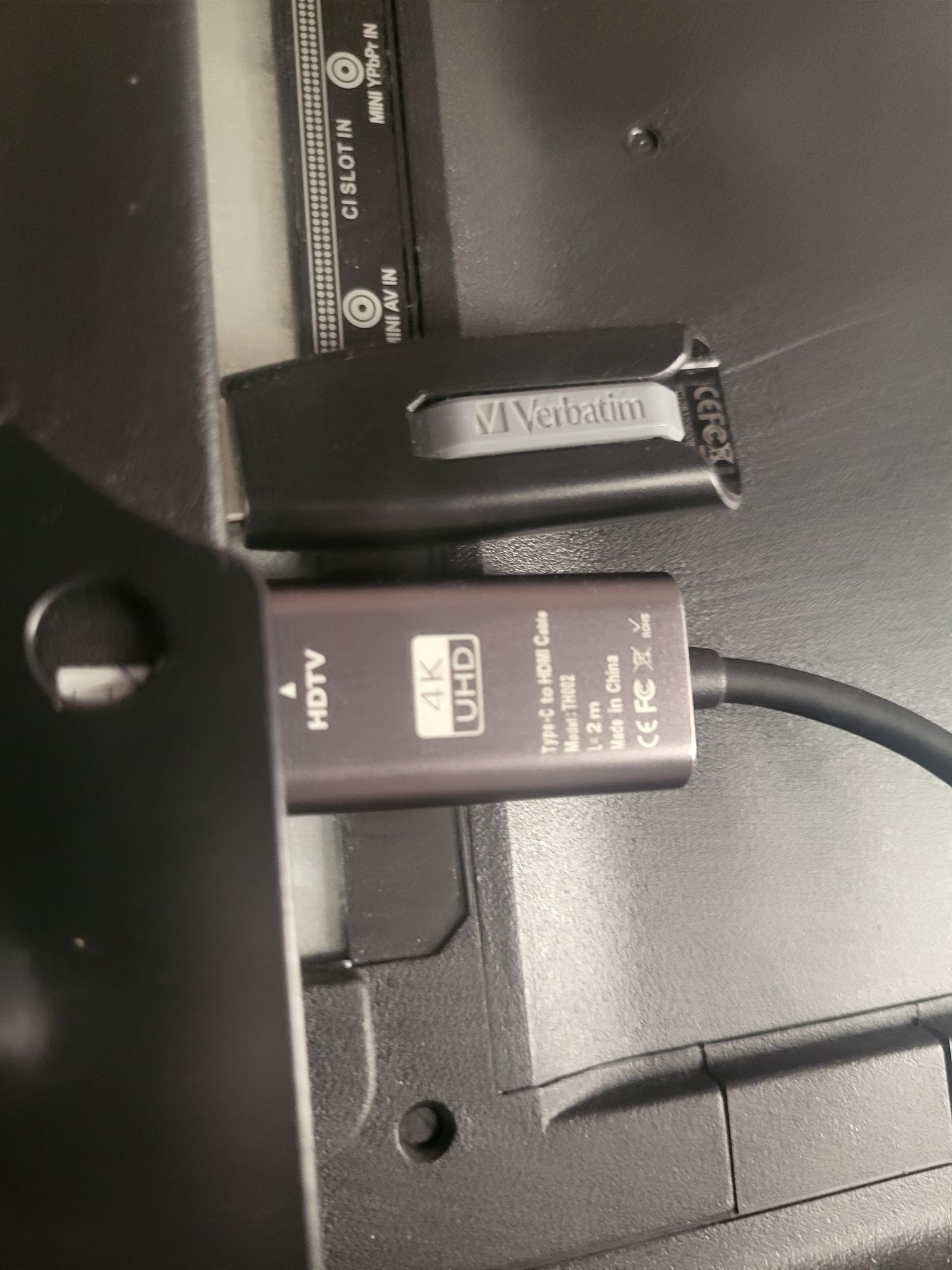 Телевизор 12v/220v