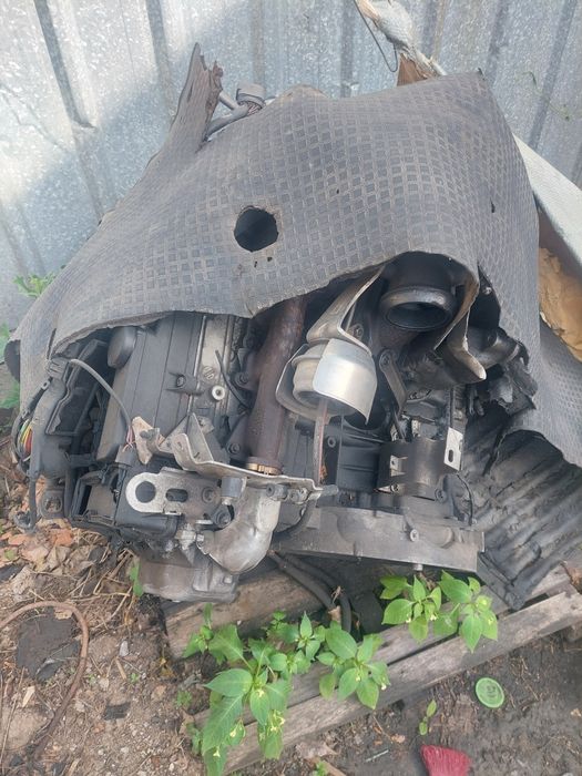 Мотор 651 2.2 по запчастям или целиком